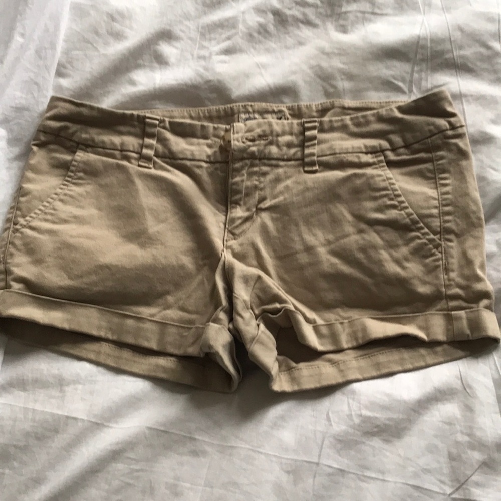American Eagle Tan shorts